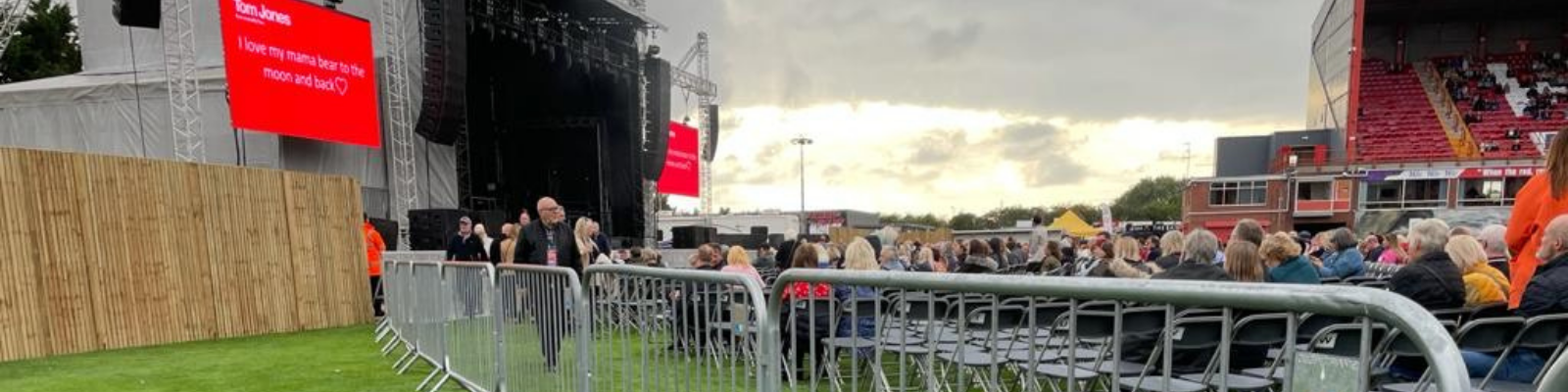 SmartWeld Barriers being used to provide crowd control at a Tom Jones Concert