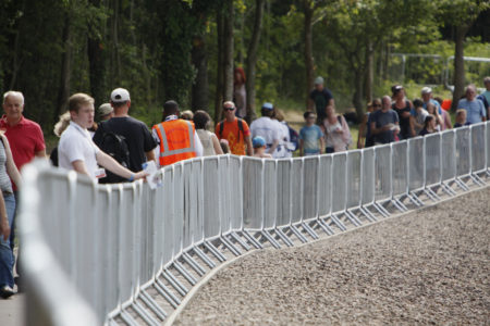 ZND SmartWeld Barriers provide crowd management at the lakeshore in Scotland